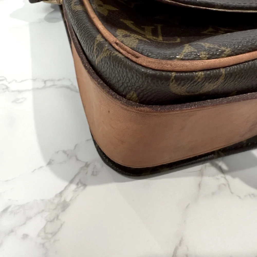 Louis Vuitton Cartouchière MM Crossbody Bag – Vintage Monogram 1982 + COA - Picture 13 of 16